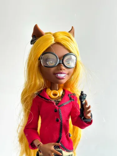 Monster High Clawdia Wolf 