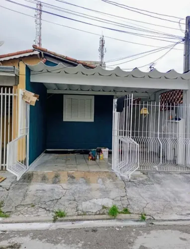 Casa na Vila Industrial para locação 