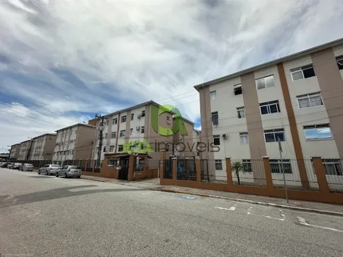 Apartamento em ótima localização em frente ao Shopping Itaguaçu com 2 quartos em Barreiros