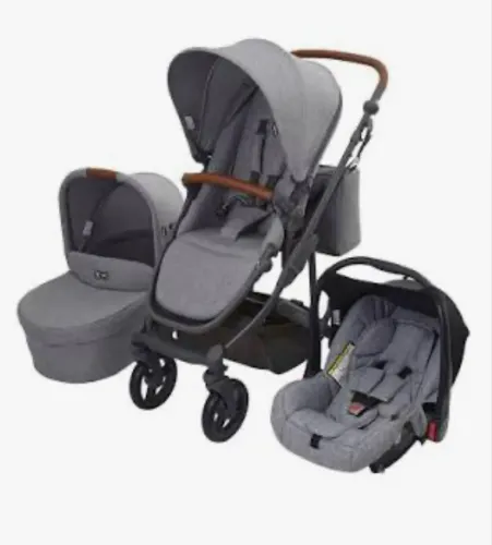 Carrinho de bebê + Moisés + Bebê Conforto - Modelo COMO 4 da ABC DESIGN