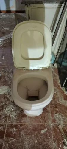 Vaso sanitário impecável sem avarias marca ideal standard na cor verde