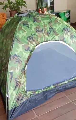 Barraca camping camuflada 6 lugares sem uso no desapego em São Gonçalo 