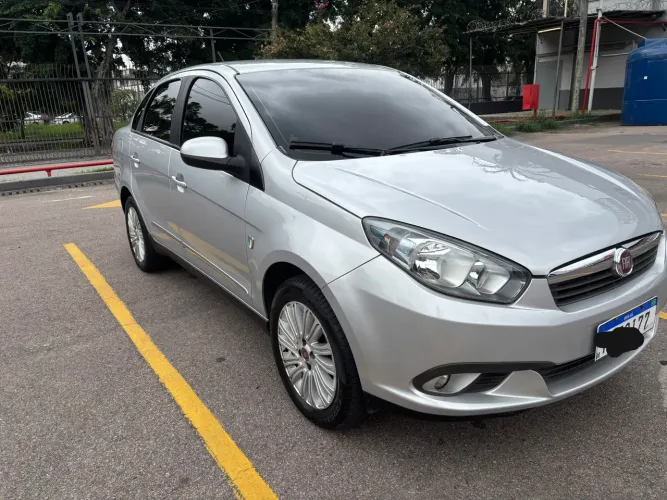 Fiat Grand Siena Essence Italia 1.6 Flex 16V 2015