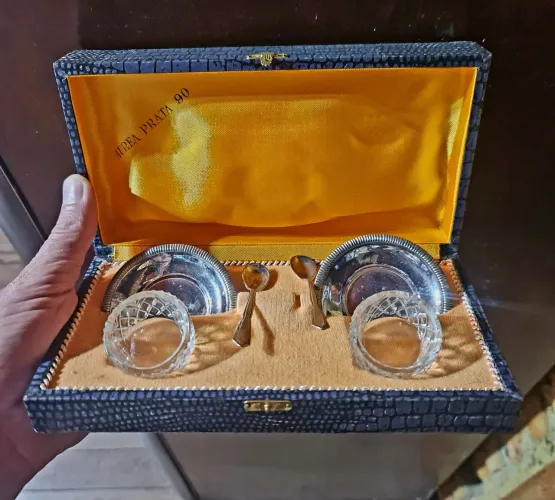 Antiguidades de Prata.
