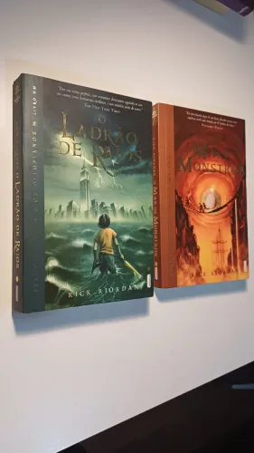Percy Jackson O Ladrão de Raios e O Mar de Monstros