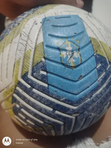 Bola de futebol