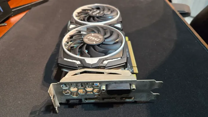 PLACA DE VÍDEO - RX 570