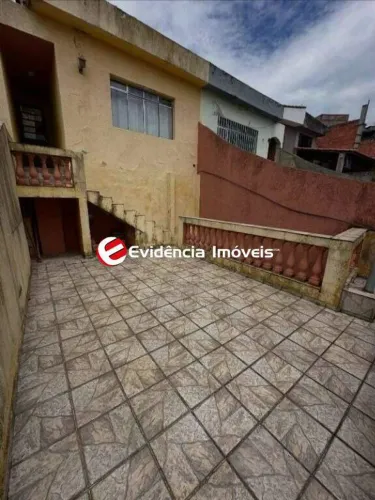 Casa à venda em Santo André Vila Suíça, 96m² úteis, financiamento aceito