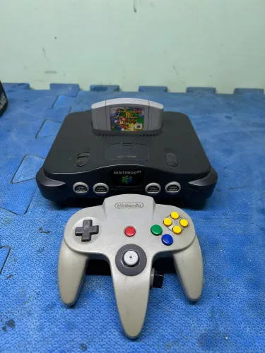 nitendo 64 com 1 jogo