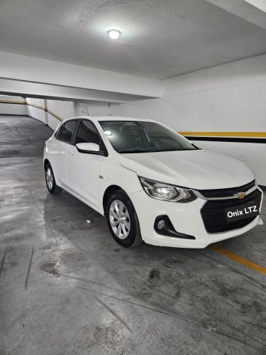 Imagem de Chevrolet Onix Hatch LTZ 1.0 12V TB Flex Mec. 4P 2020