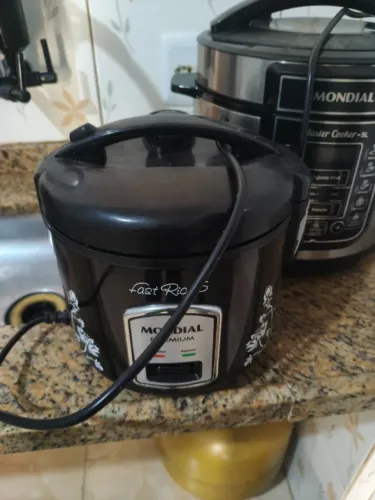 Vendo a panela de pressão e de Arroz 