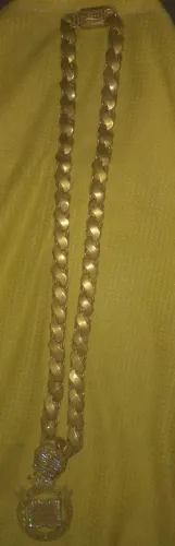 VENDO CORDÃO DE MOEDA ANTIGA