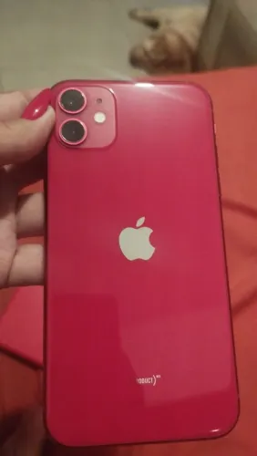 iPhone 11 (PRODUCT) RED - Excelente Estado
