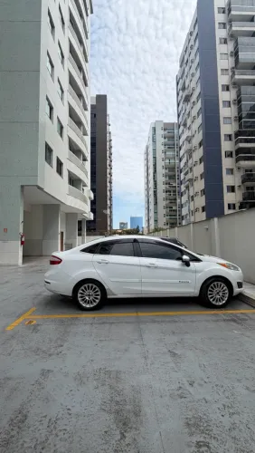 Ford Fiesta Sed. Ti./ti.plus1.6 16V Flex Aut. 2014