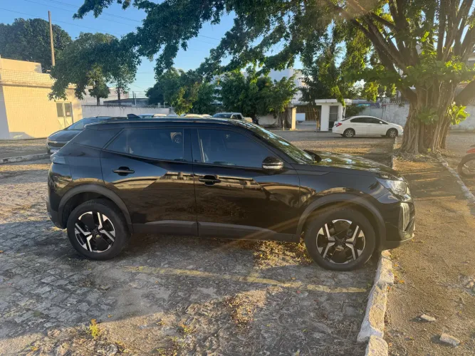 Peugeot 2008 Active 1.0 Turbo Flex 5P Aut. 2025