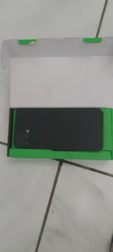 To vendendo celular novo marca infinit10 268 giga incluso todos os acessórios valor 700
