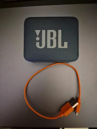 Caixa de som go essencial 2 JBL ( usada)