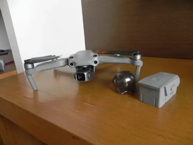 Drone DJI Air 2S 5.4K + Controle com Tela + 2 Baterias + Bolsa