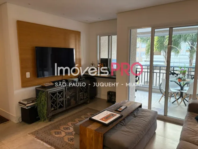 Lindo apartamento com 2 suítes em Perdizes