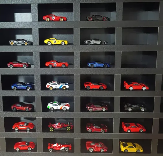 Lote Ferrari mailane