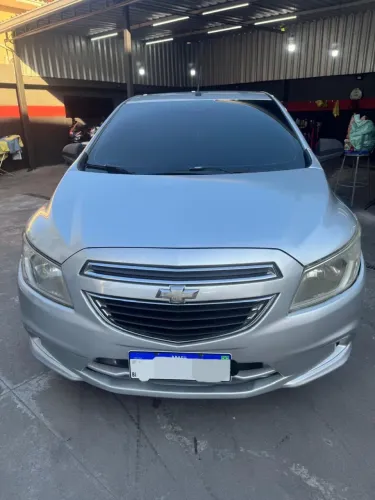Chevrolet Onix Hatch LT 1.0 8V Flex Power Mec. 4P 2015