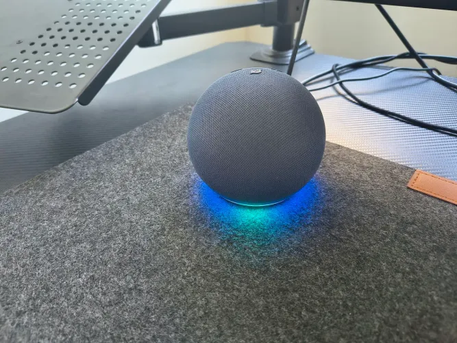 Echo Dot 5 (quinta geração) + caixa e fonte original