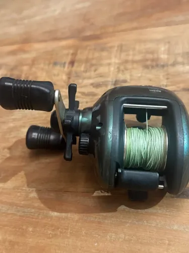 Carretilha Shimano Bantam CU-201 5 bearings pesca