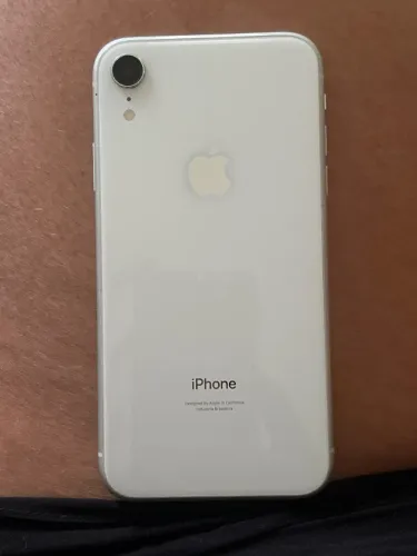 iPhone XR carcaça