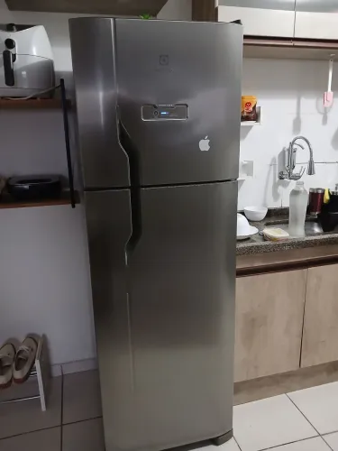 Geladeira de inox frosfree