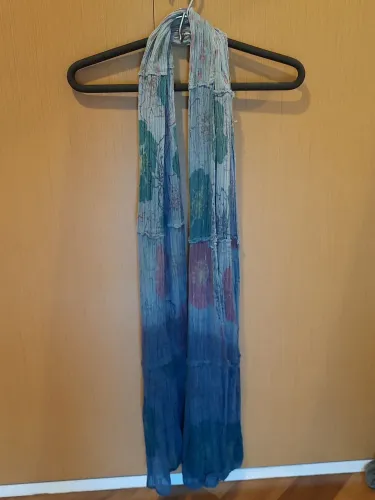Echarpe indiano azul e verde