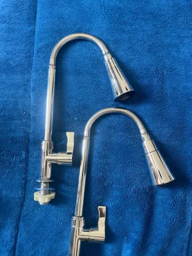 Conjunto com 2 Torneiras duplo jato flexível cromada