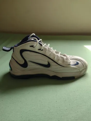 Air Max Total Uptempo