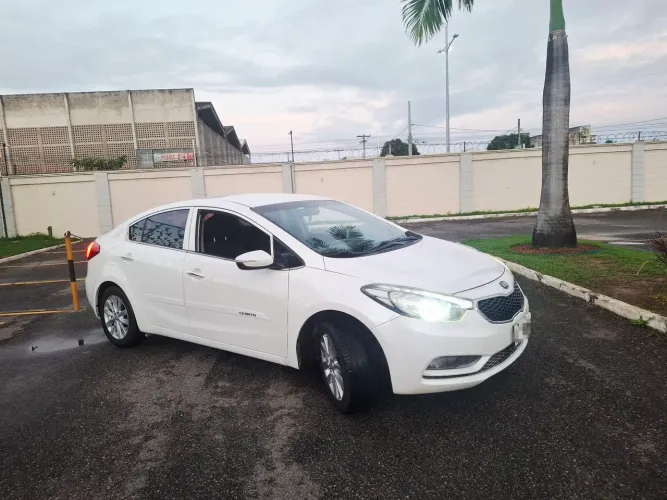 Kia Motors Cerato 1.6 16V Flex Aut. 2016