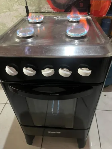Fogão esmaltec em perfeito estado