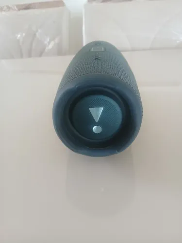 Caixa Jbl charme 5