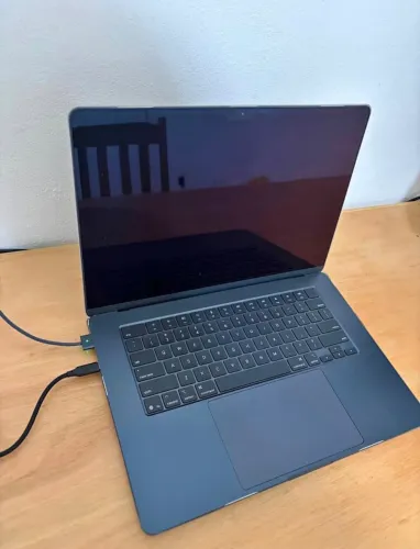 MacBook Air 15" M4