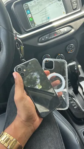 iPhone 11 - 64 gigas 