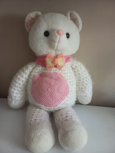 Urso de Pelúcia Grande (68 cm) com Corpo em Crochê - Peça Única!