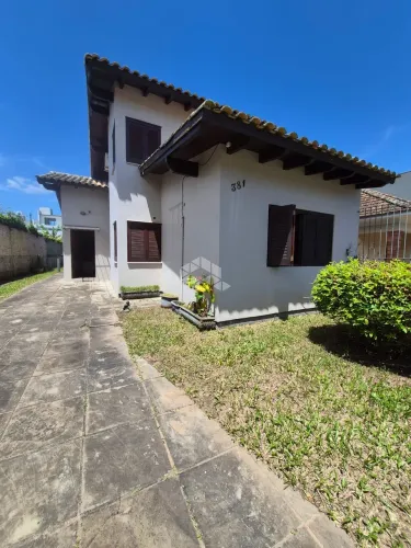 CASA SOBRADO A VENDA 3 QUARTOS