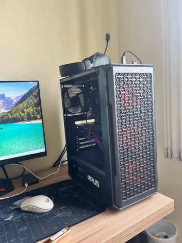 PC GAMER RYZEN 5 5500 + RX 6700XT 12 GB