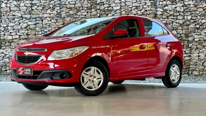 Chevrolet Onix Hatch LT 1.0 8V Flex Power Mec. 4P 2014
