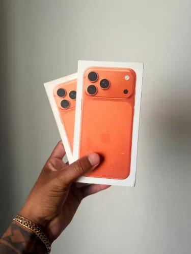 Iphone 17 pro max lacrado