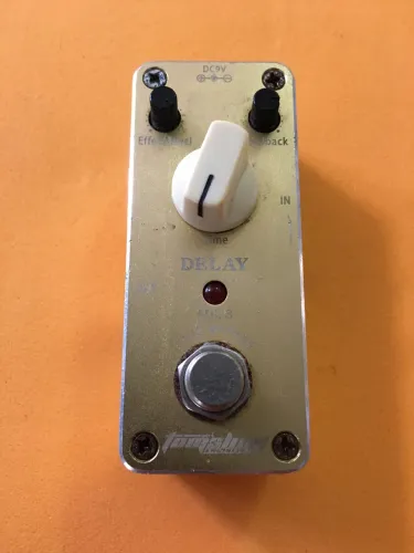 Analog delay Tomsline