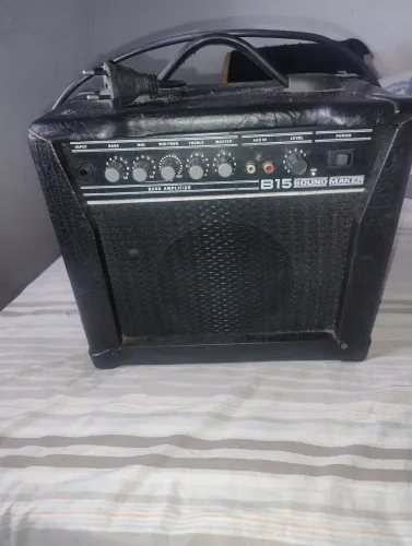 Caixa amplificada Baixo B15