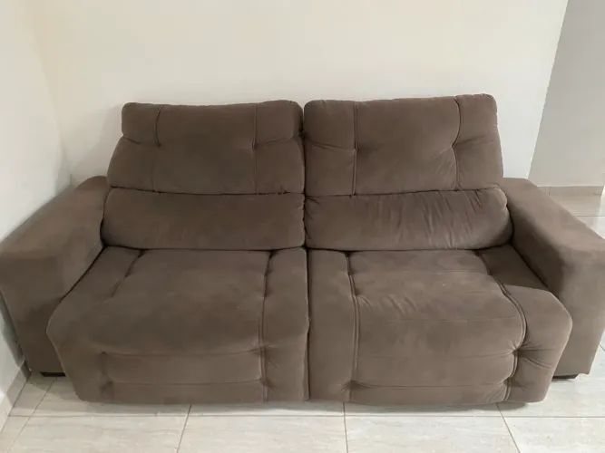 Vende-se sofá retrátil