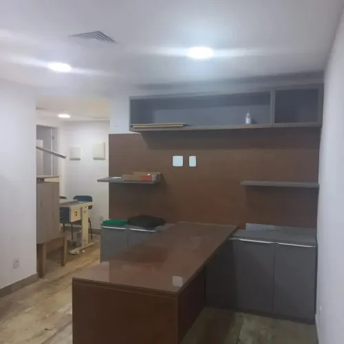 Excelente sala comercial 25m2 A5 OFFICE RECREIO, 1 vaga de garagem DOS BANDEIRANTES RJ