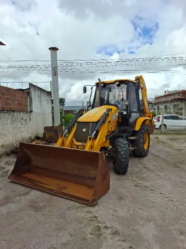 RETROESCAVADEIRA JCB 3CX 2019 4X4