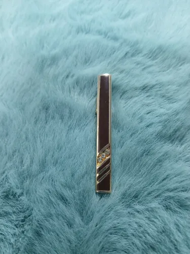 Prendedor De Gravata Vintage 24kgf Folheado Ouro Com Cristais