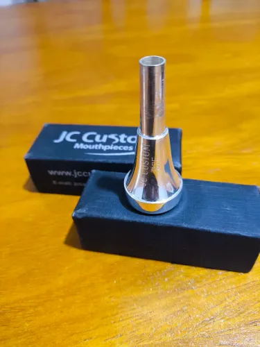 Vendo Bocal JC Custon 7BF Cornet