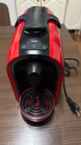 Cafeteira em cápsula três corações passione
